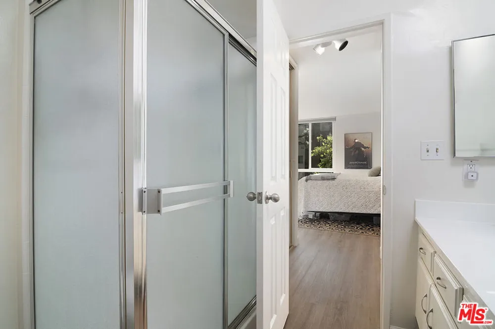 5625 Windsor Way #107 Culver City, CA 90230