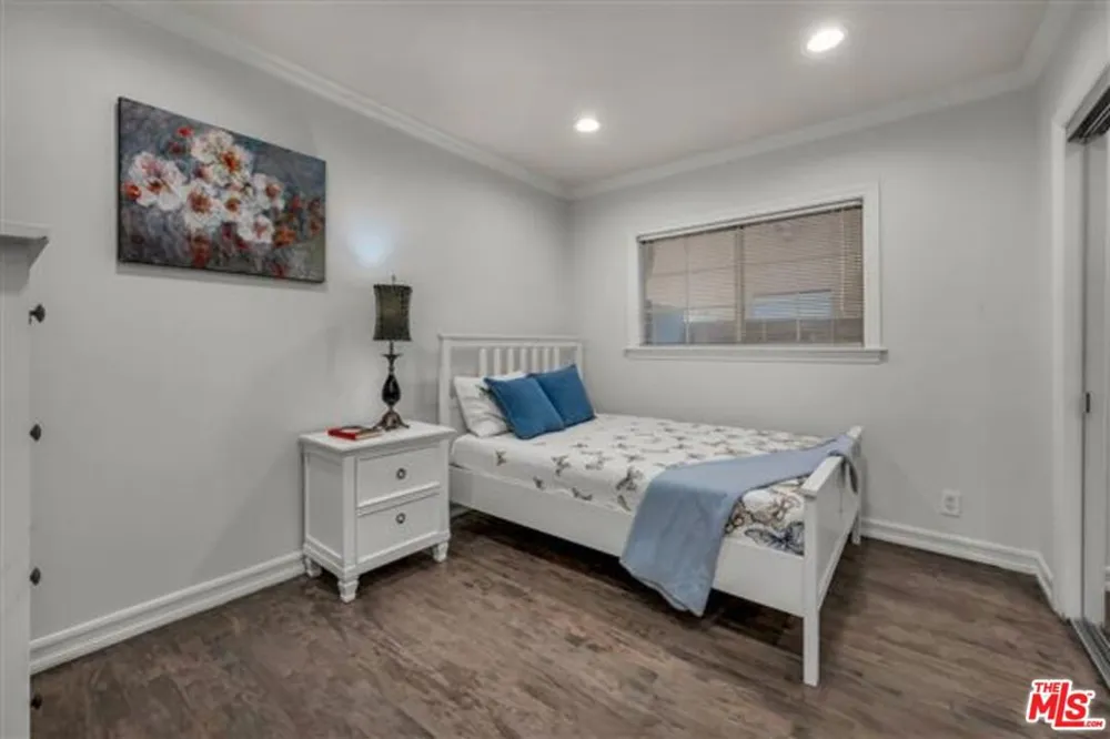 10824 Westminster Avenue Los Angeles, CA 90034