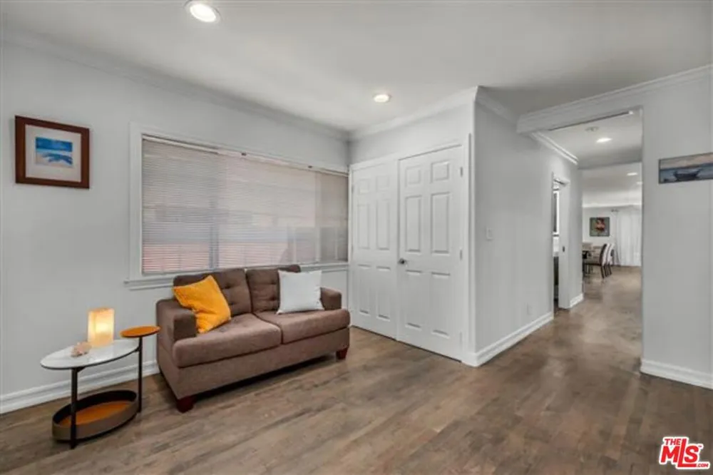 10824 Westminster Avenue Los Angeles, CA 90034