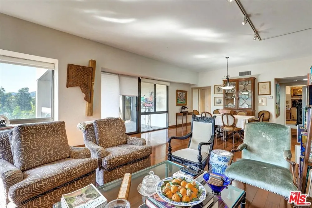 10445 Wilshire Boulevard #504 Los Angeles, CA 90024