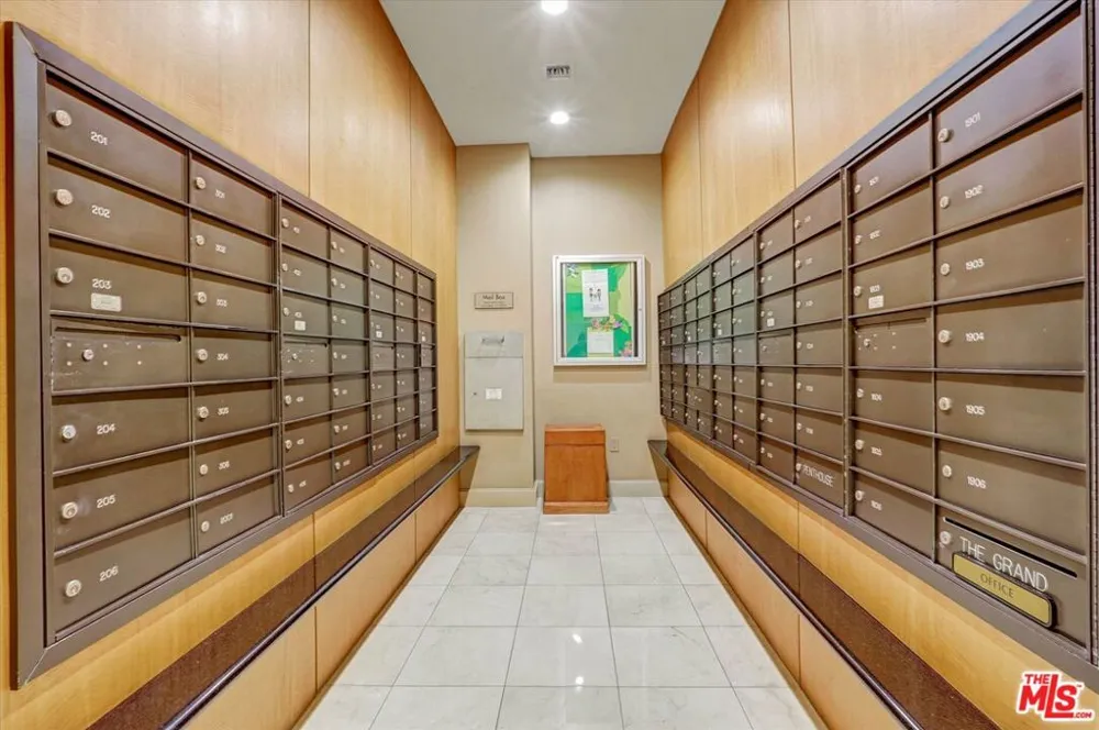 10445 Wilshire Boulevard #504 Los Angeles, CA 90024