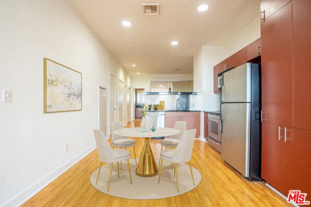 3810 Wilshire Boulevard #1209 Los Angeles, CA 90010