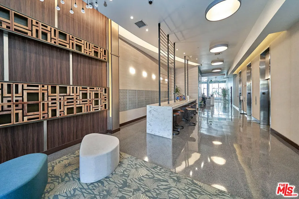 3810 Wilshire Boulevard #1209 Los Angeles, CA 90010
