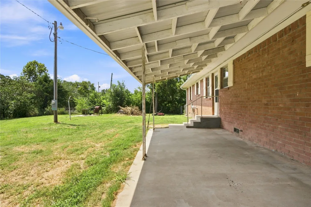 2424 State Highway 82 Highway Salina, OK 74365