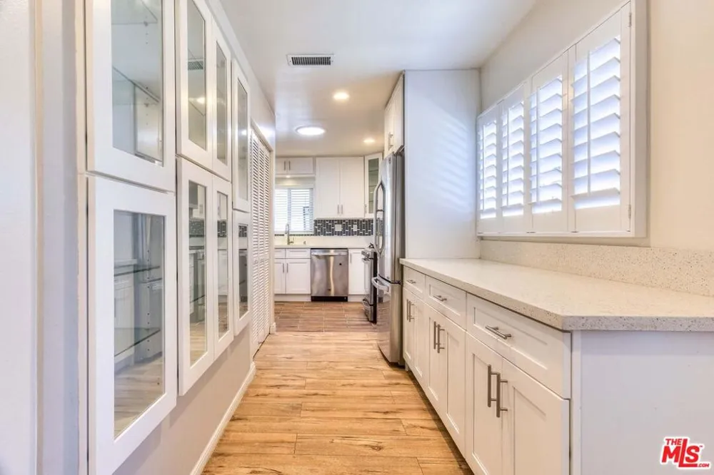 4923 Burgoyne Lane La Canada Flintridge, CA 91011
