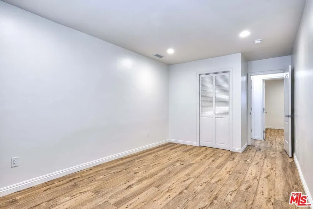 4923 Burgoyne Lane La Canada Flintridge, CA 91011