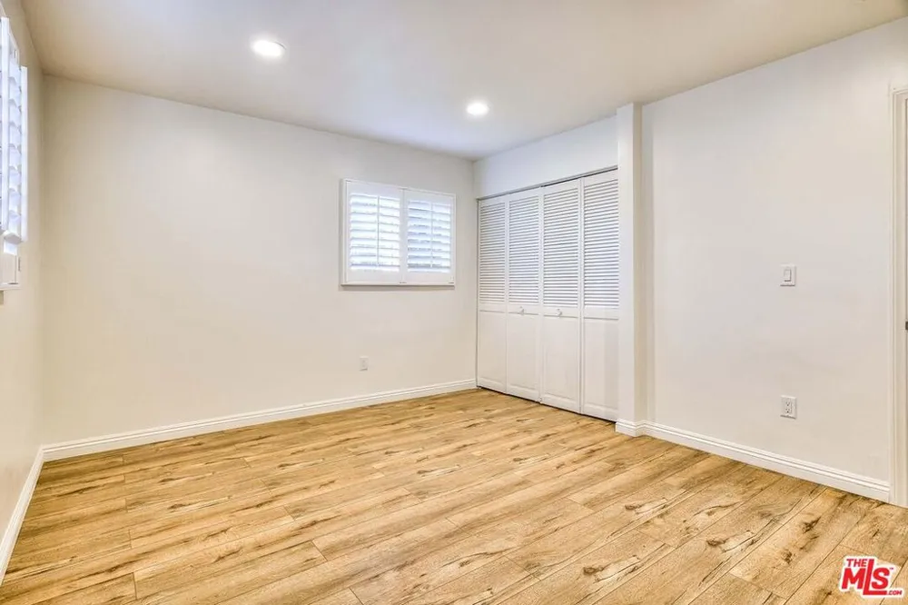 4923 Burgoyne Lane La Canada Flintridge, CA 91011