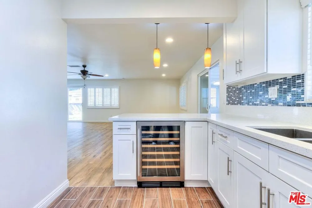 4923 Burgoyne Lane La Canada Flintridge, CA 91011