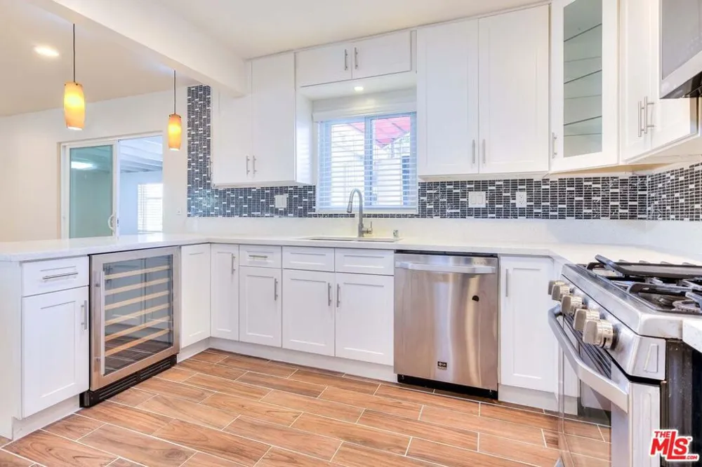 4923 Burgoyne Lane La Canada Flintridge, CA 91011