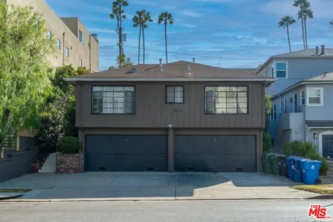 1581 Manning Avenue
