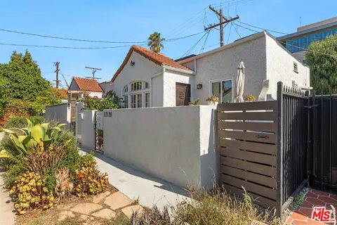 1234 Cahuenga Boulevard