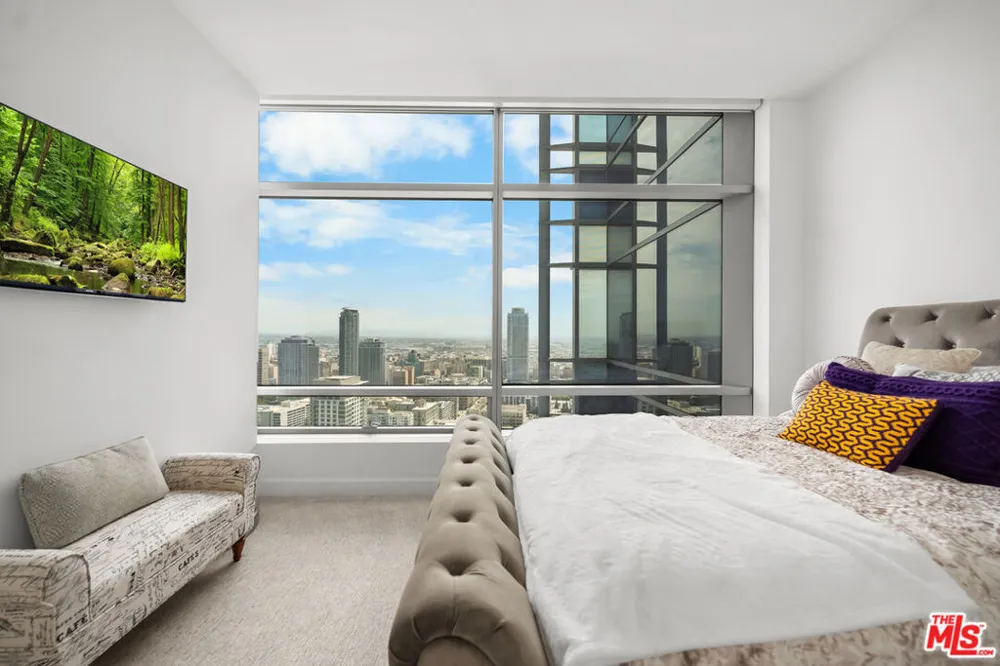 900 W Olympic Boulevard #37K Los Angeles, CA 90015