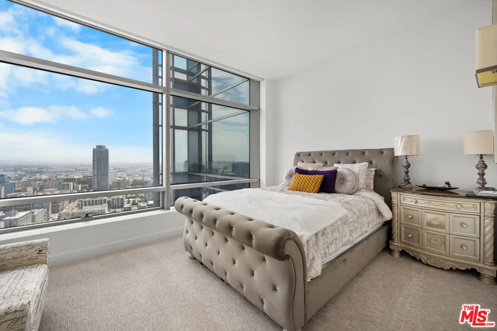 900 W Olympic Boulevard #37K Los Angeles, CA 90015