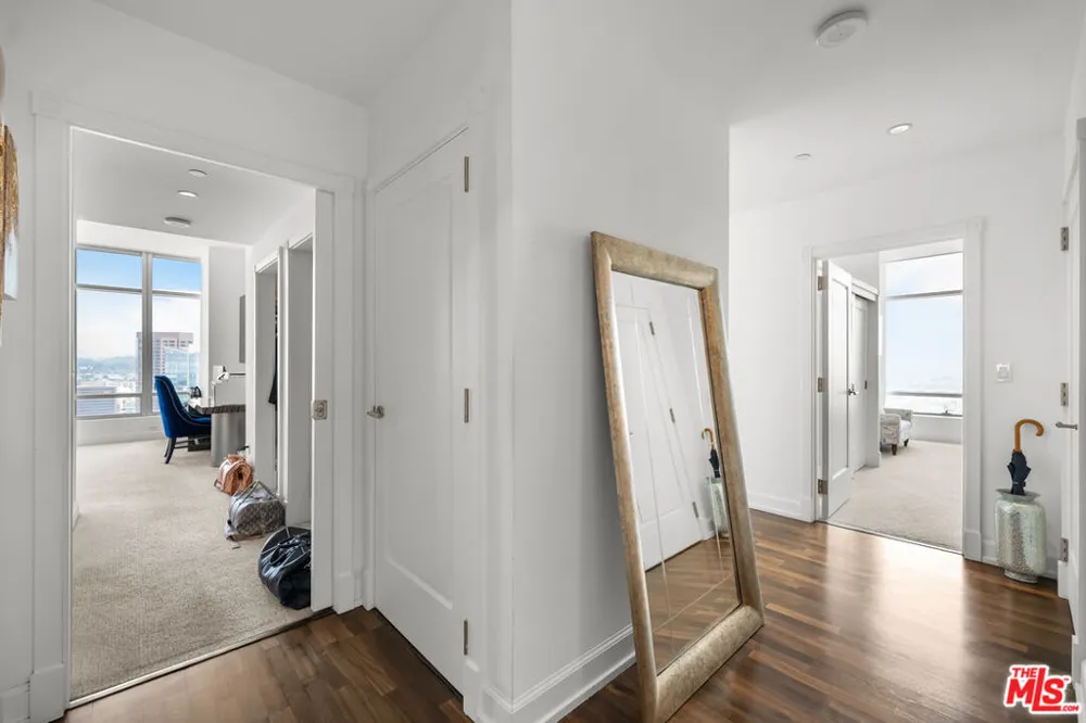 900 W Olympic Boulevard #37K Los Angeles, CA 90015