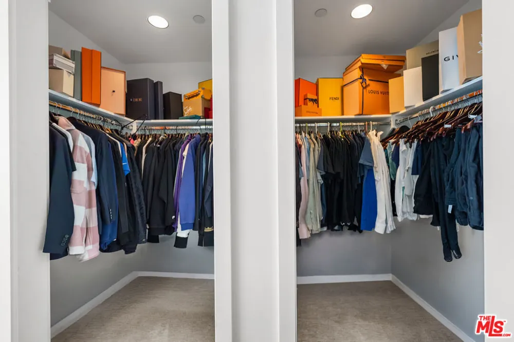 900 W Olympic Boulevard #37K Los Angeles, CA 90015
