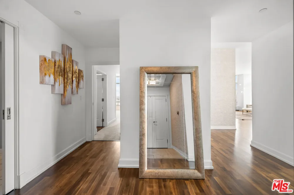 900 W Olympic Boulevard #37K Los Angeles, CA 90015