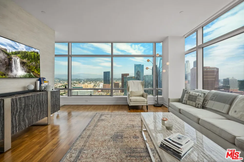 900 W Olympic Boulevard #37K Los Angeles, CA 90015