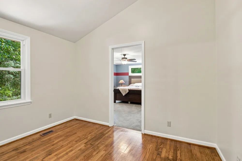 2390 Harlan Rd Columbia, TN 38401