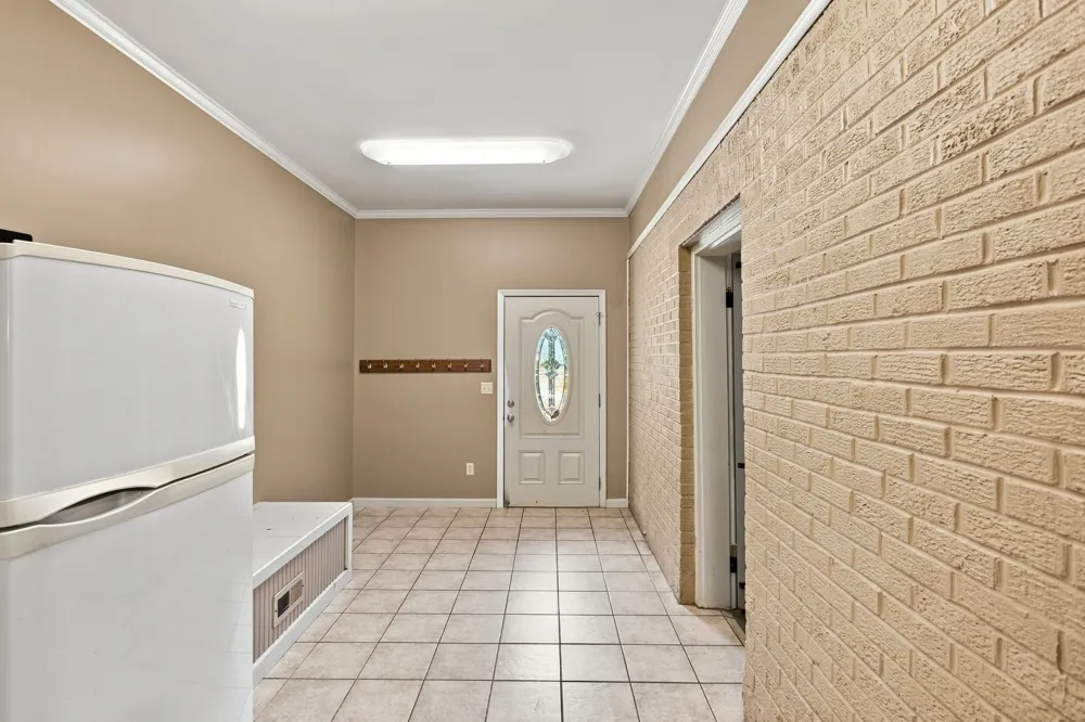 2390 Harlan Rd Columbia, TN 38401