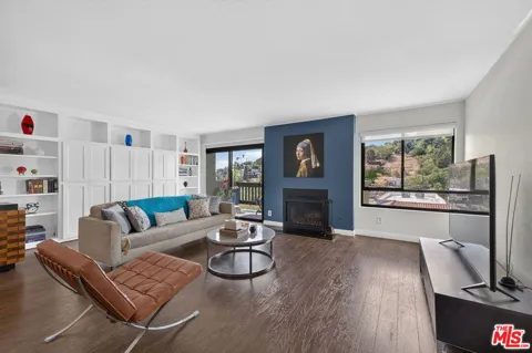 2018 Griffith Park Boulevard #219