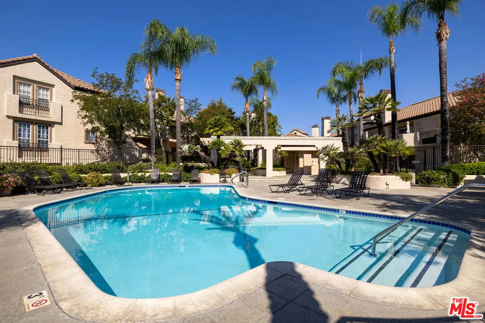 24119 Del Monte Drive #56 Valencia, CA 91355