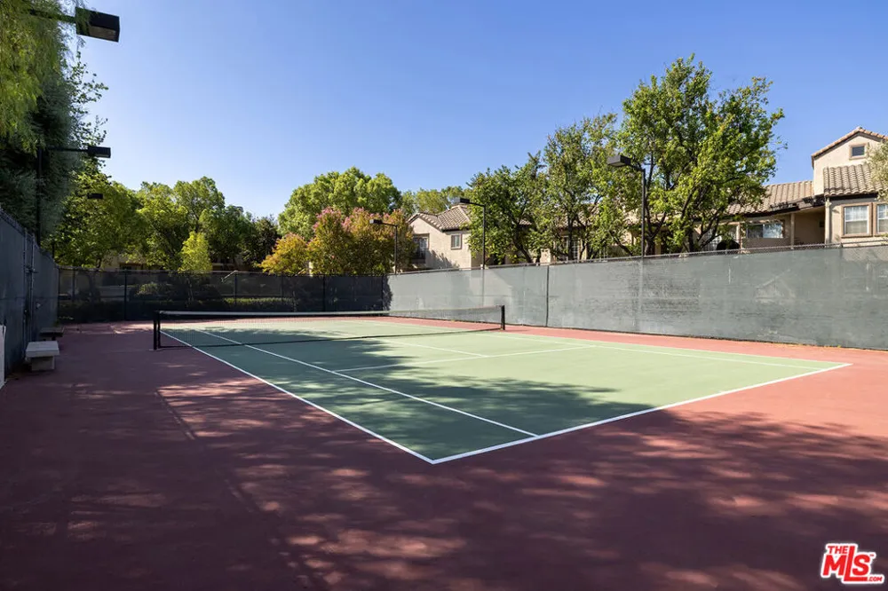 24119 Del Monte Drive #56 Valencia, CA 91355