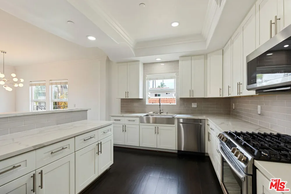 1862 S Bentley Avenue #202 Los Angeles, CA 90025