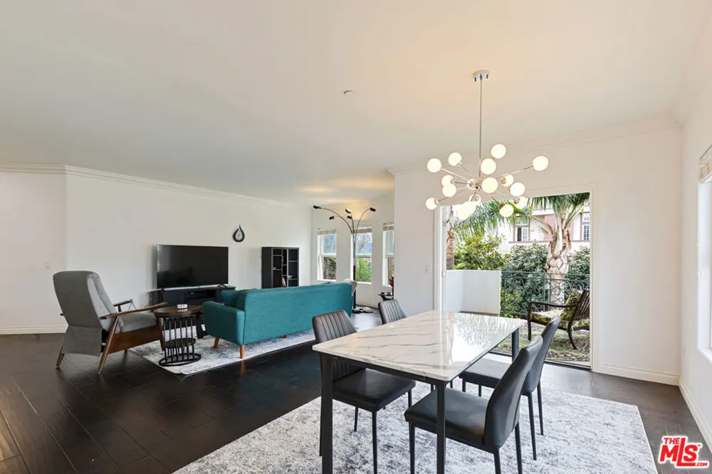 1862 S Bentley Avenue #202 Los Angeles, CA 90025