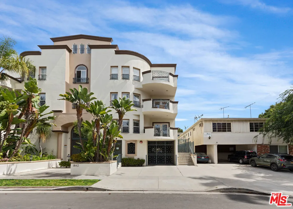 1862 S Bentley Avenue #202 Los Angeles, CA 90025