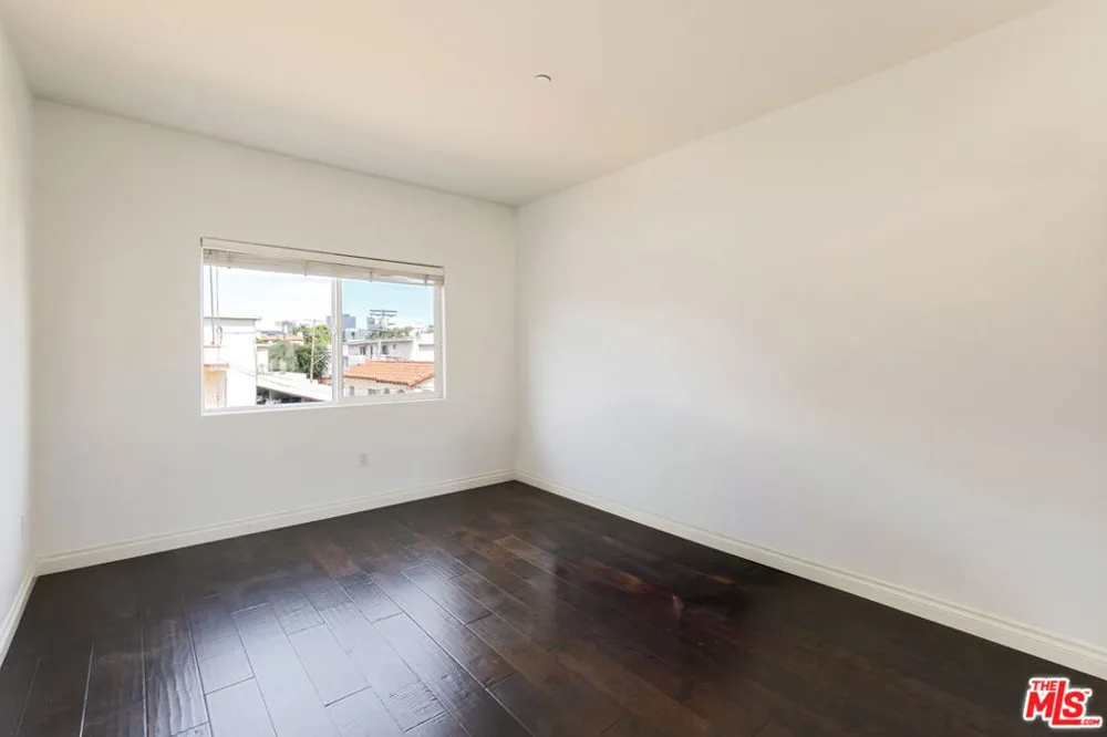 1862 S Bentley Avenue #202 Los Angeles, CA 90025