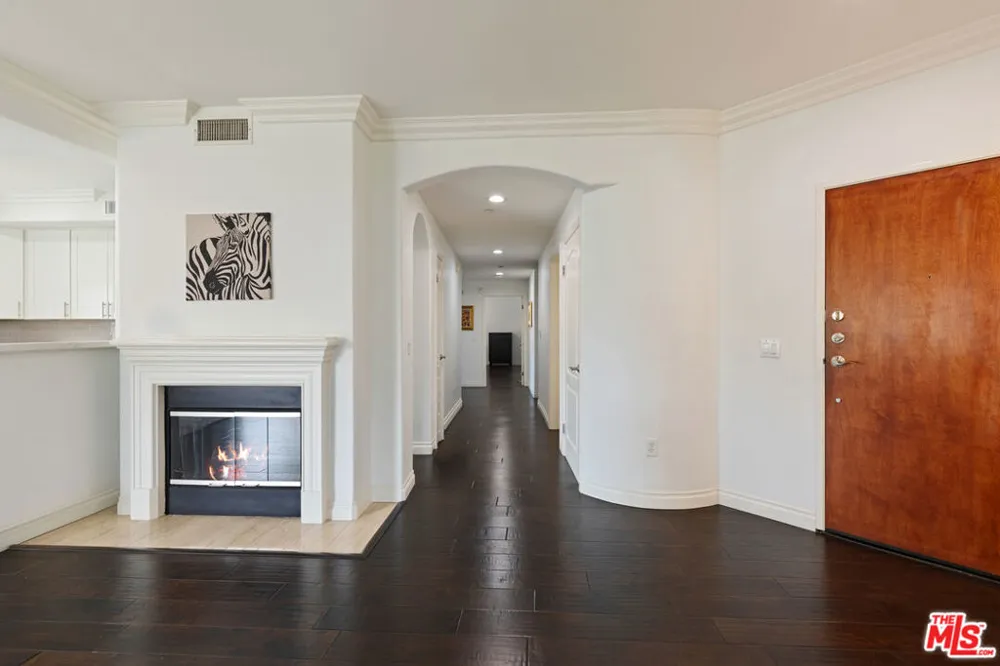 1862 S Bentley Avenue #202 Los Angeles, CA 90025