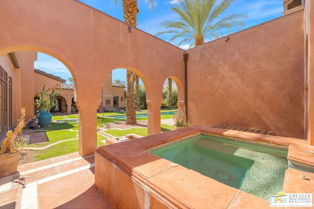 1650 Avenida Sevilla Palm Springs, CA 92264