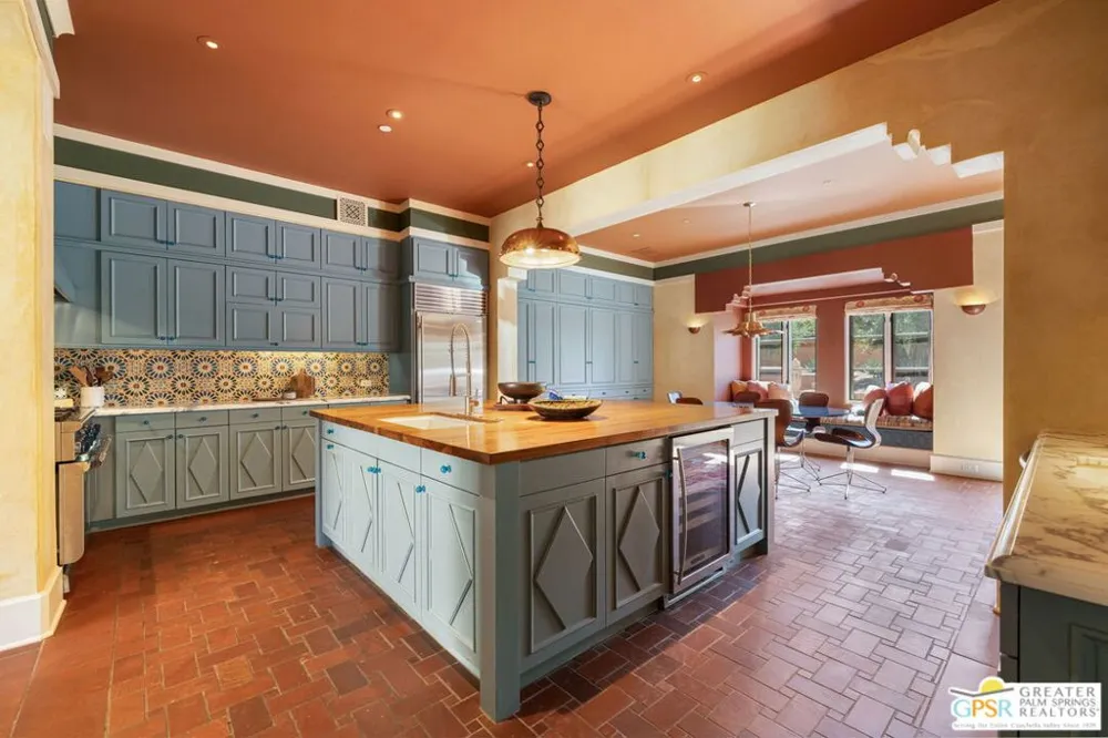 1650 Avenida Sevilla Palm Springs, CA 92264