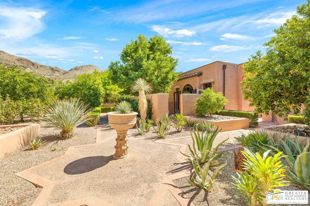 1650 Avenida Sevilla Palm Springs, CA 92264