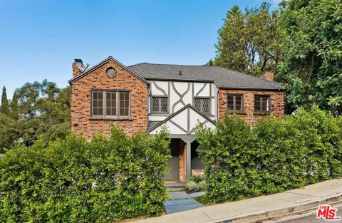 3486 Oak Glen Drive
