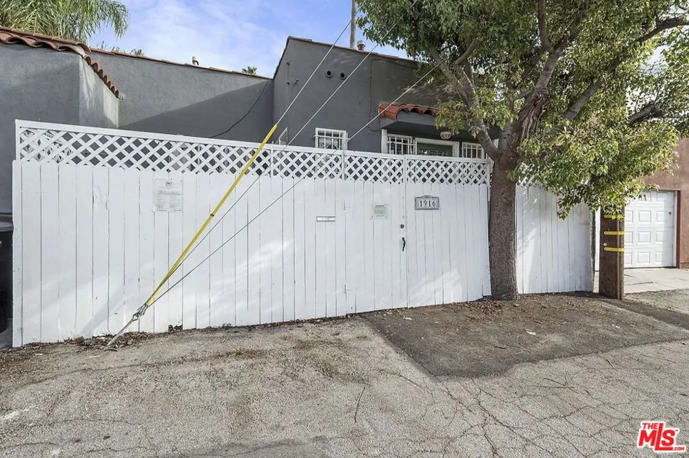 1916 3RD STREET #1916 Santa Monica, CA 90405