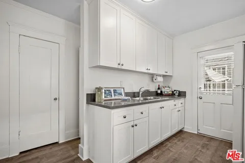 1916 3RD STREET #1916