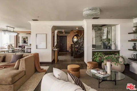 10560 Wilshire Boulevard #2003