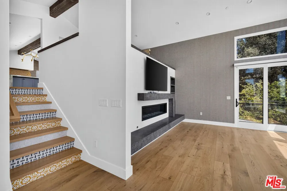 2141 Indian Springs Lane Newport Beach, CA 92660