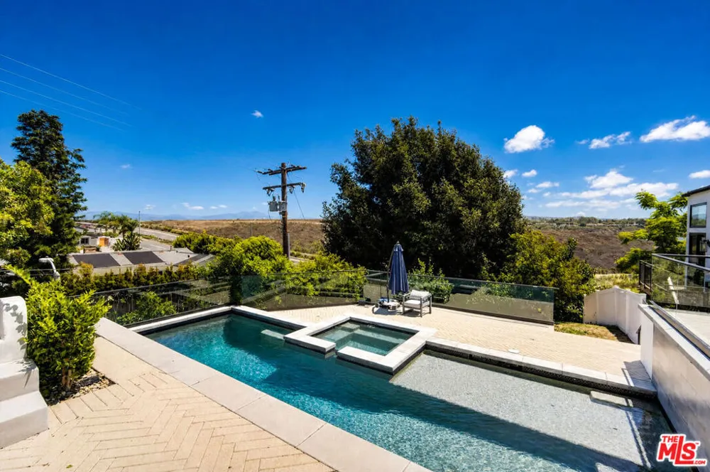 2141 Indian Springs Lane Newport Beach, CA 92660