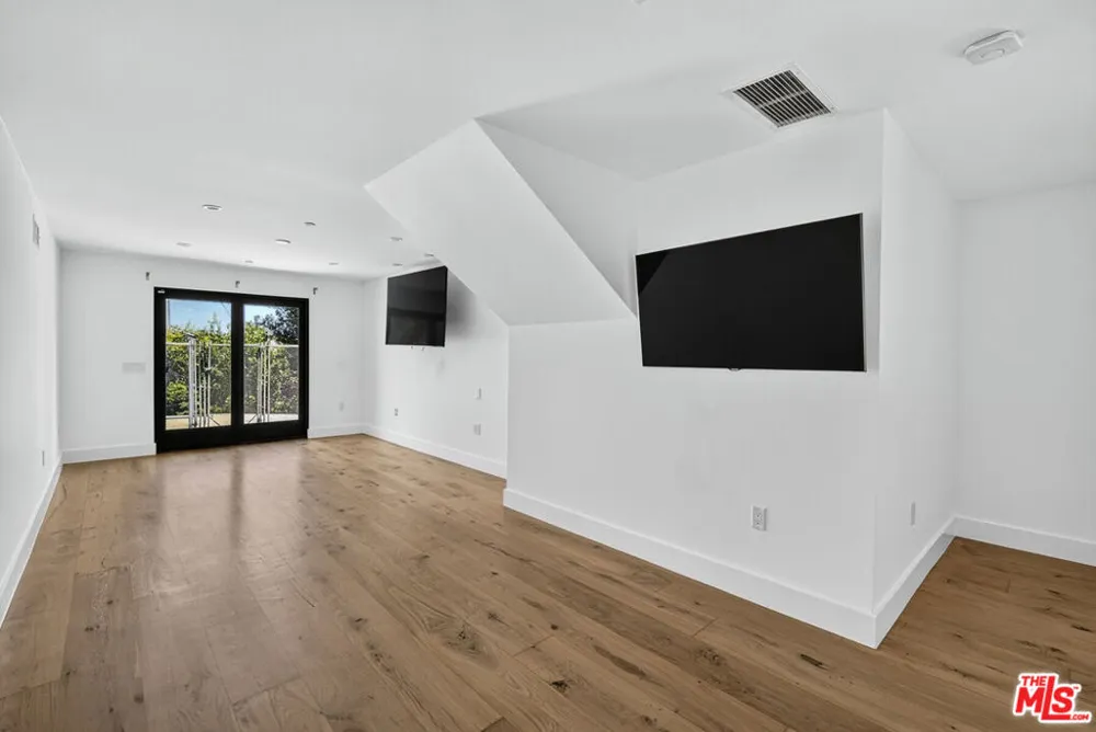 2141 Indian Springs Lane Newport Beach, CA 92660