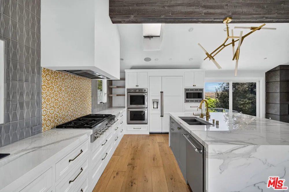 2141 Indian Springs Lane Newport Beach, CA 92660