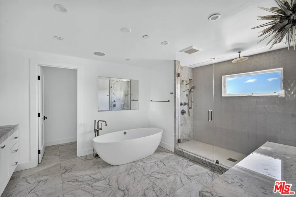 2141 Indian Springs Lane Newport Beach, CA 92660