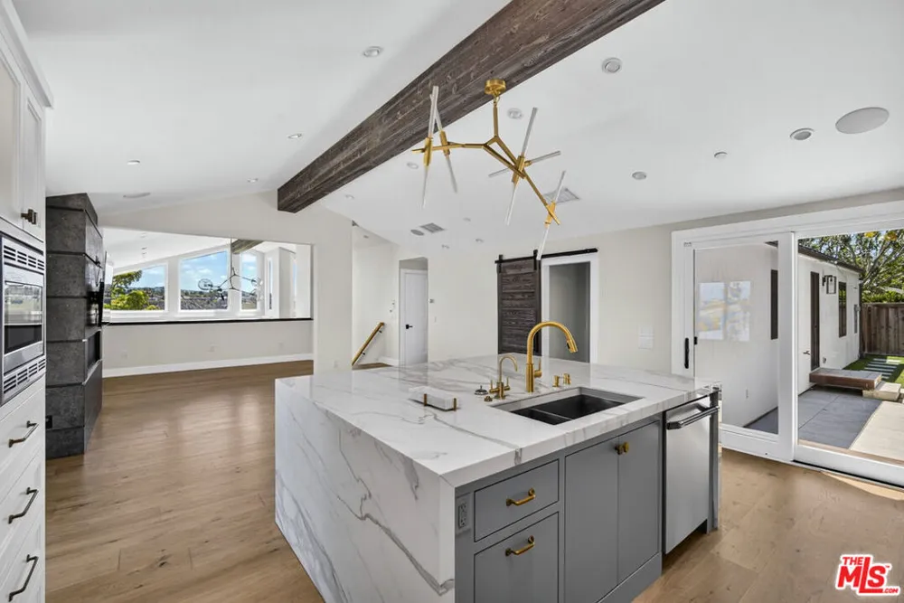 2141 Indian Springs Lane Newport Beach, CA 92660