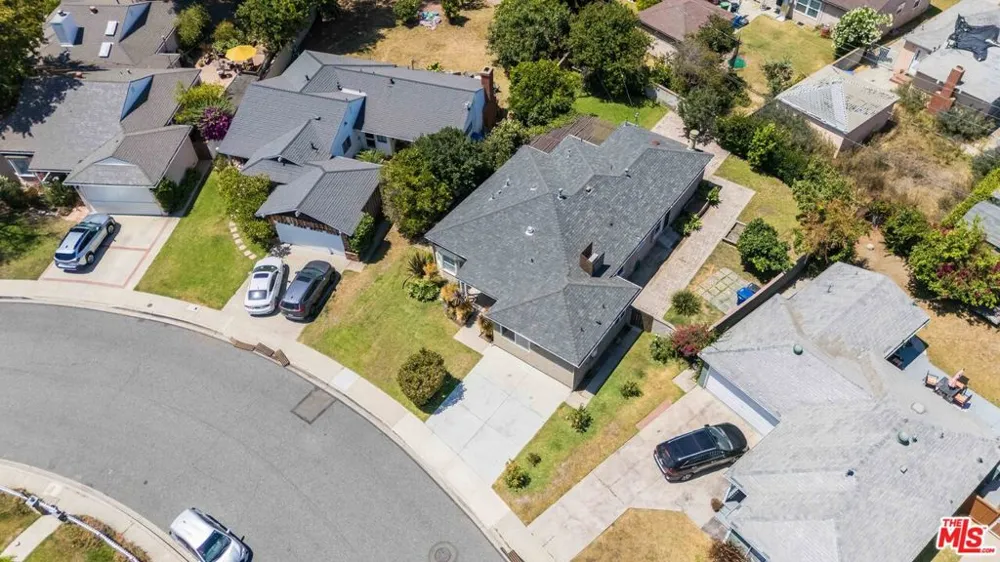 5343 Blanco Way Culver City, CA 90230