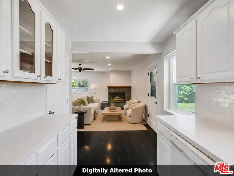 5343 Blanco Way Culver City, CA 90230