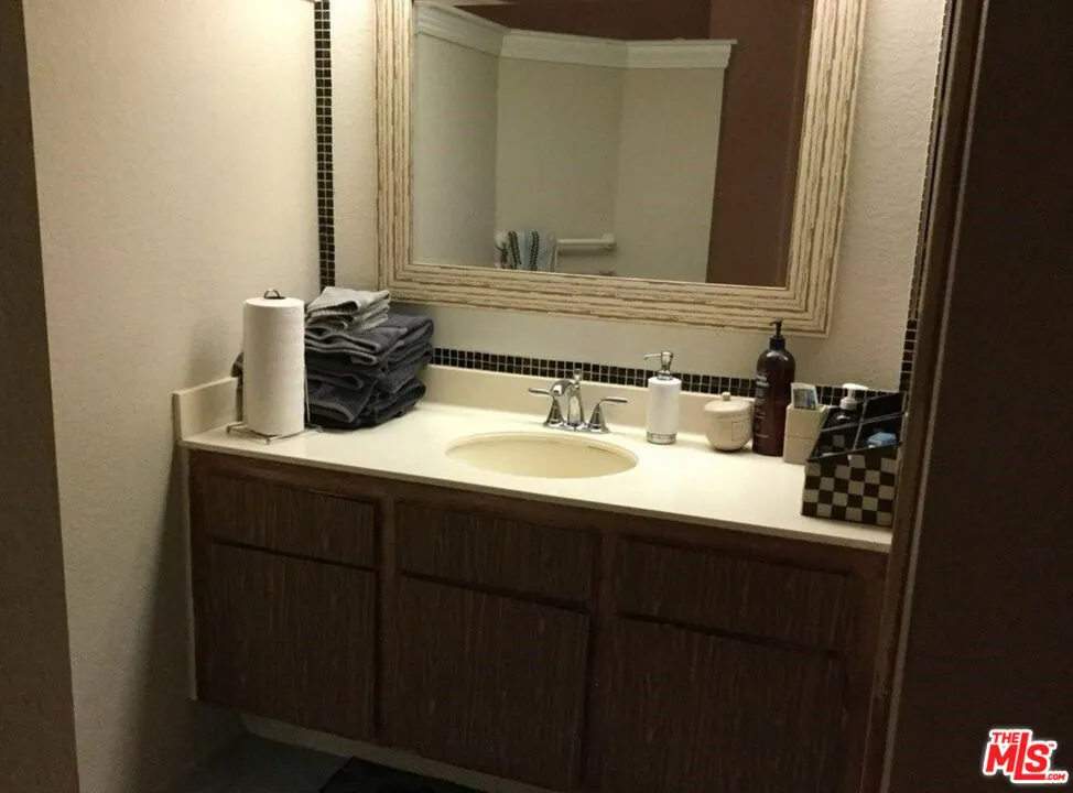 17 Pearl #61 Laguna Niguel, CA 92677