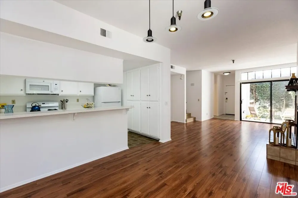 844 Magnolia Avenue #14 Pasadena, CA 91106
