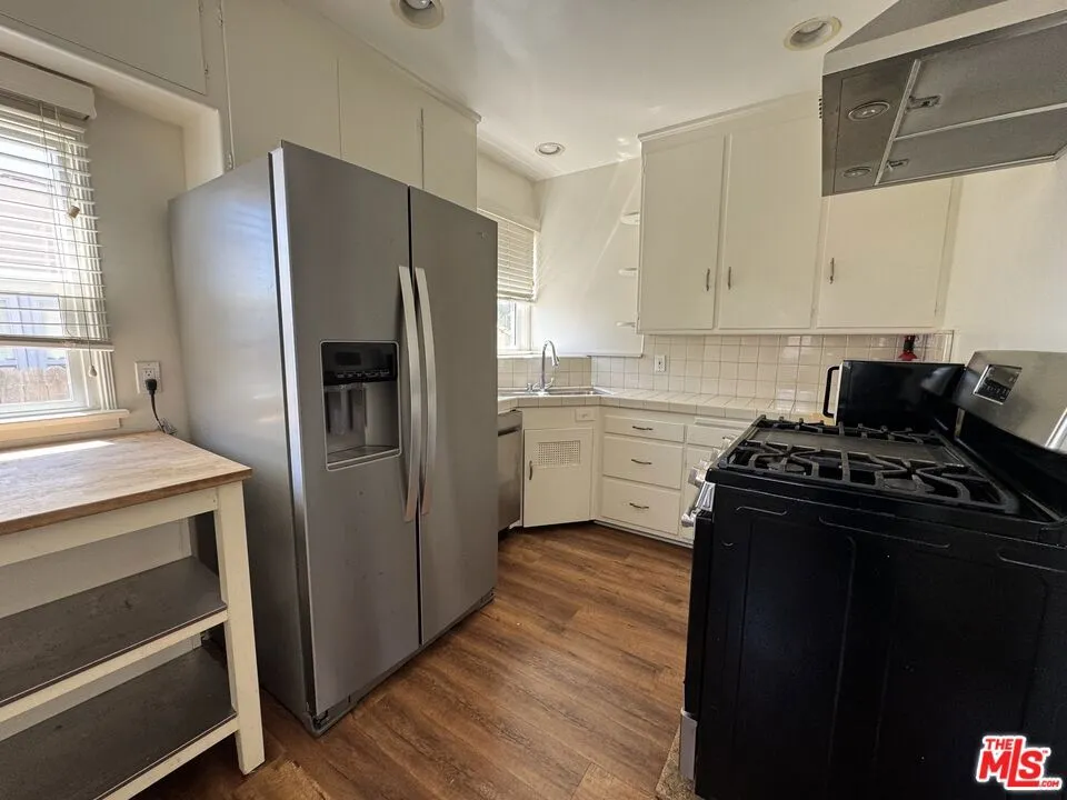 823 23rd Street Santa Monica, CA 90403