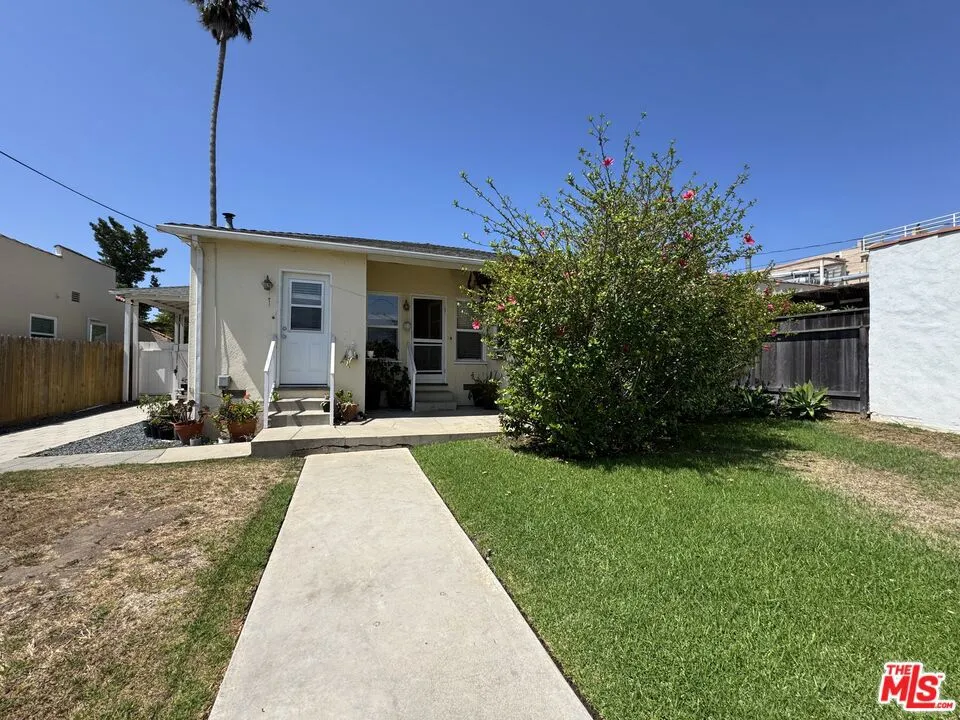 823 23rd Street Santa Monica, CA 90403